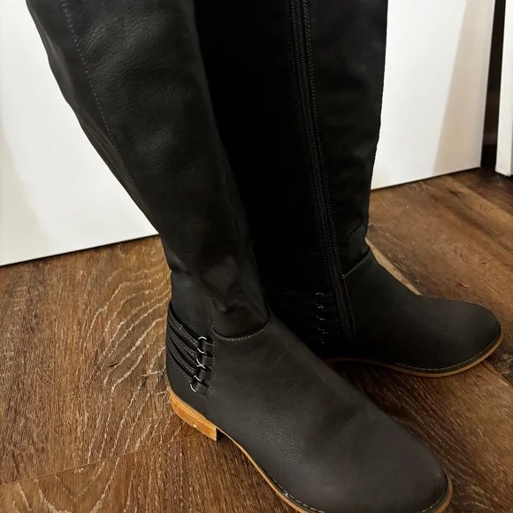 Dark Grey Boots - Picture 1 of 4